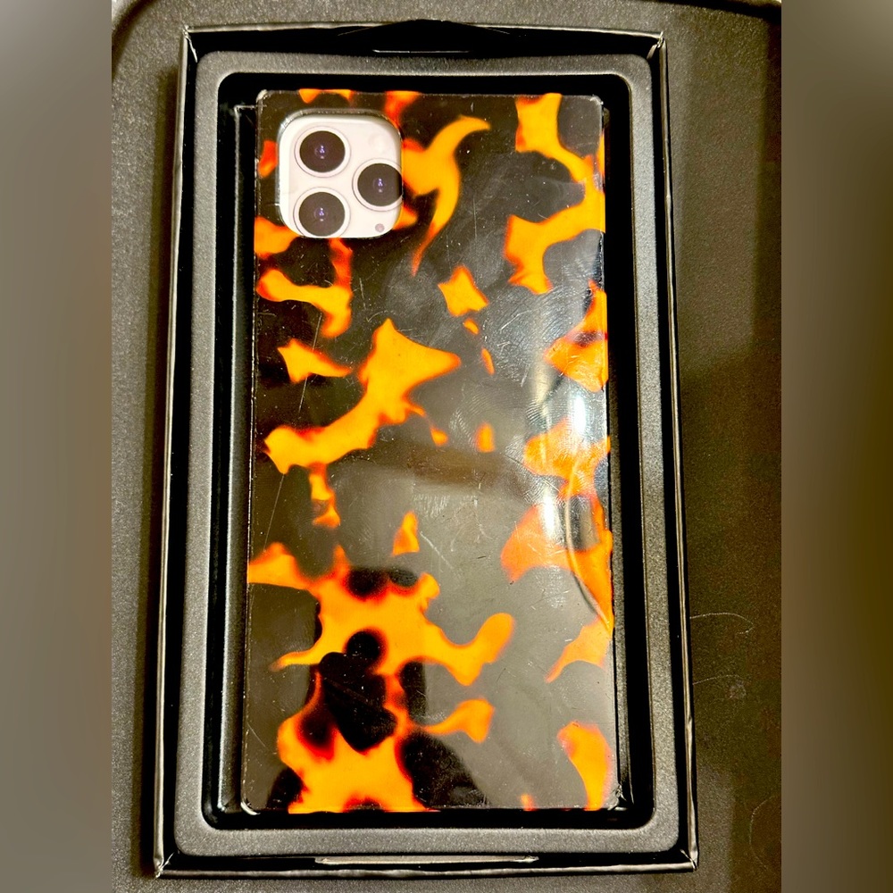 Flaunt Tortoise Print SQUARE iPhone Case, 11 Pro Max